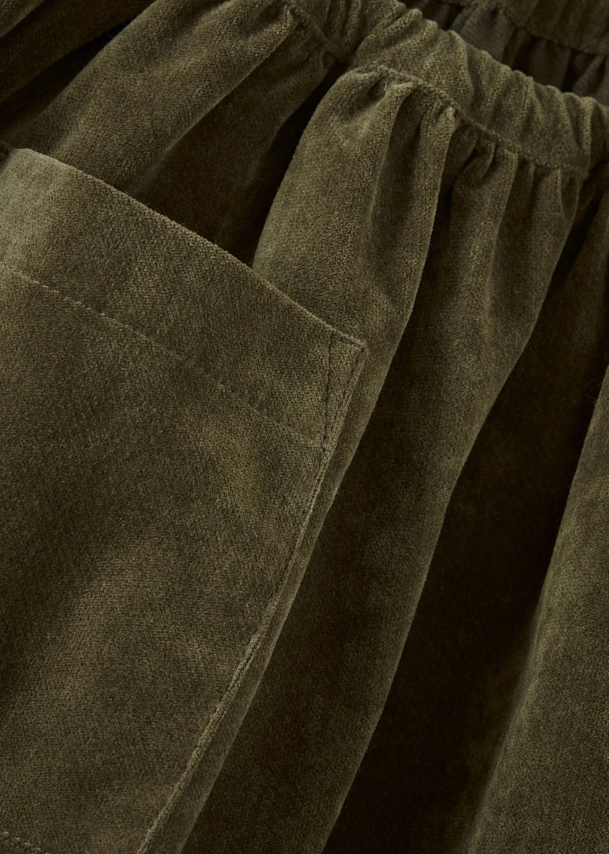 Myla Skirt i Golden Green fra CARAMEL